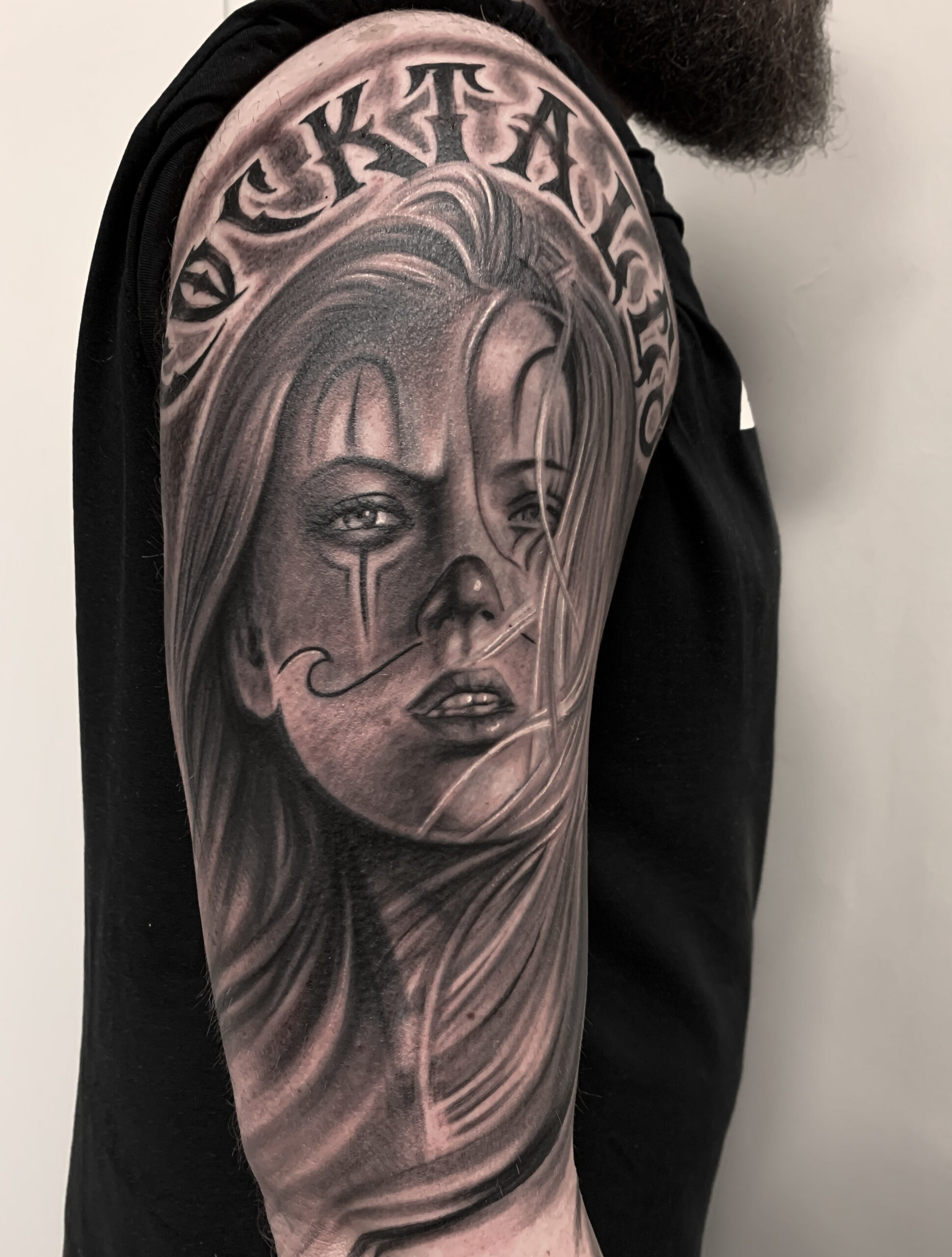 portræt tatovering - female- Tattoo Mini